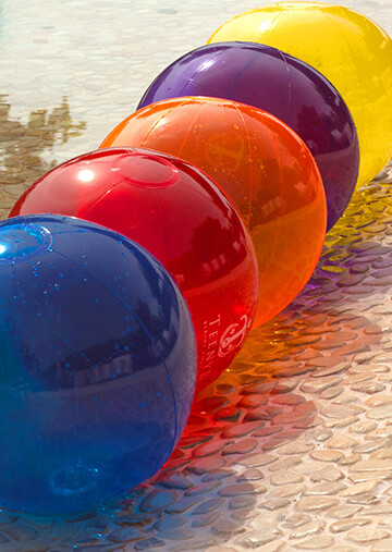 TeenyB Color Beach Ball